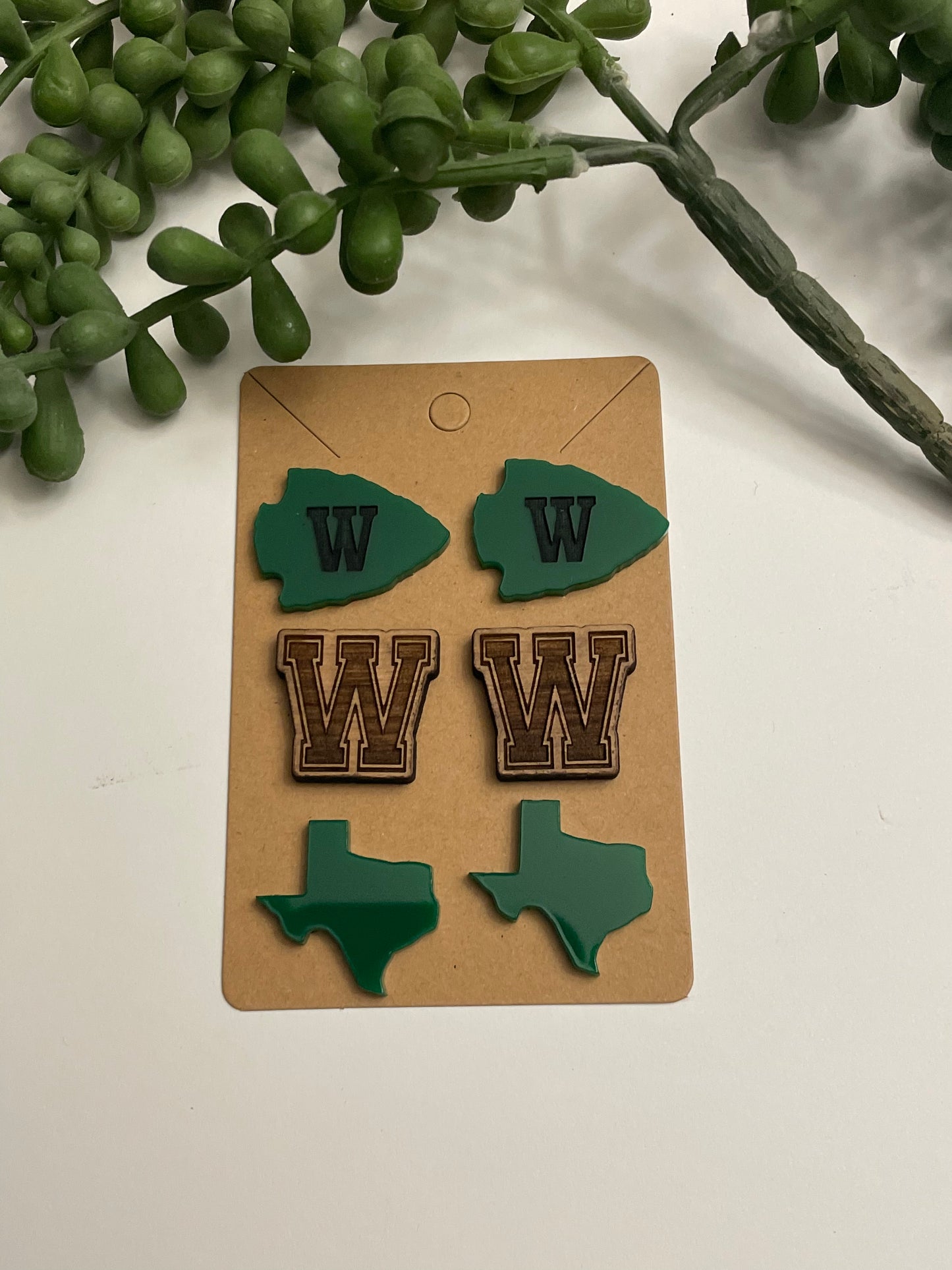 Hachie earring set